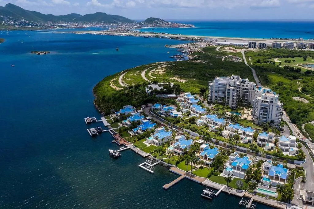 Skyline Luxury 5 Star Condo Maho Appartement